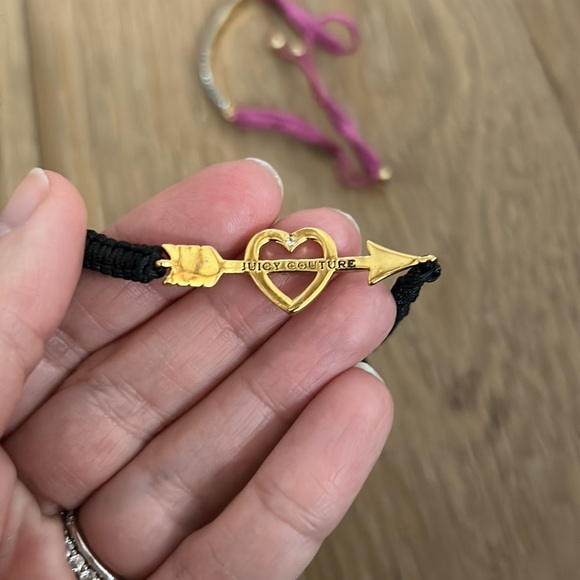 Vintage Juicy Adjustable Bracelet Set Crystal Heart arrow bar - Picture 3 of 4
